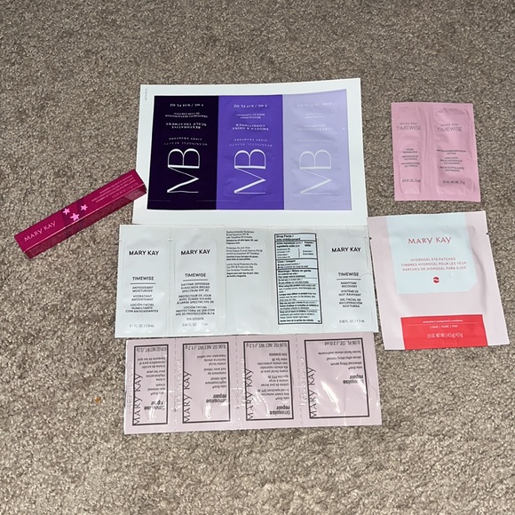 Mary Kay shimmer liquid eye with loads of samples NWT - Picture 2 of 14